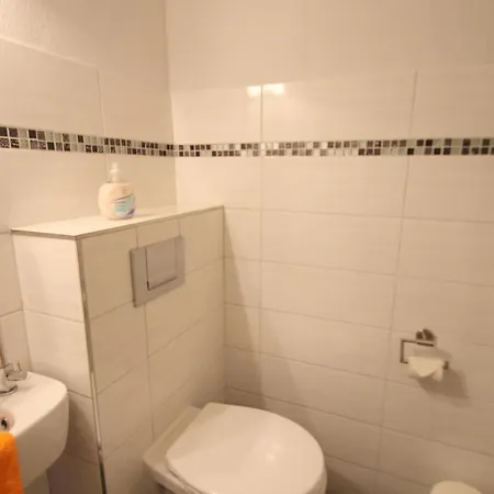 1520 - Duenenresidenz Wg 10 Apartment
